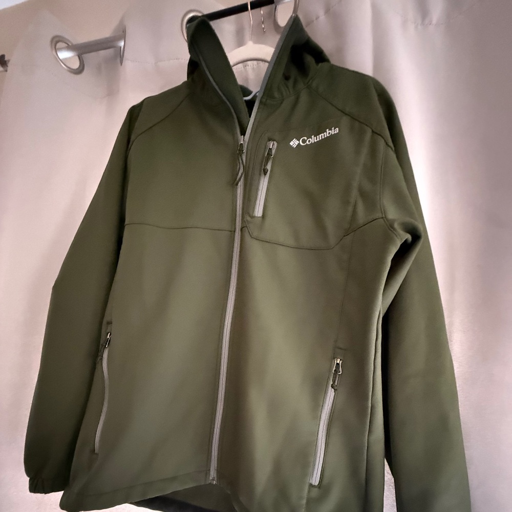 Columbia Omni-Shield Softshell Jacket - Olive Green, Size M